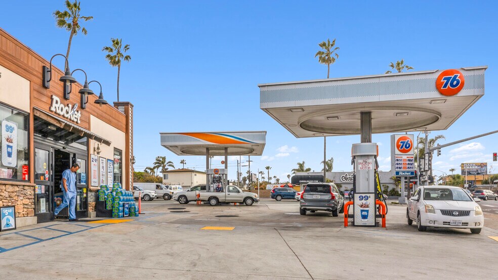 More Photos Of 2305 Sunset Cliffs Blvd, San Diego Freestanding For Sale