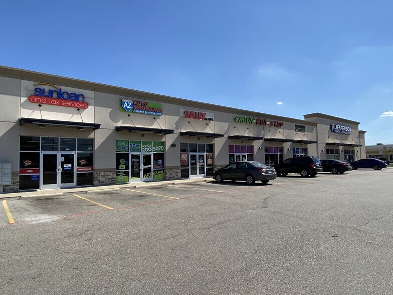 More Photos Of 1110 E Parker Rd, Plano Storefront For Lease