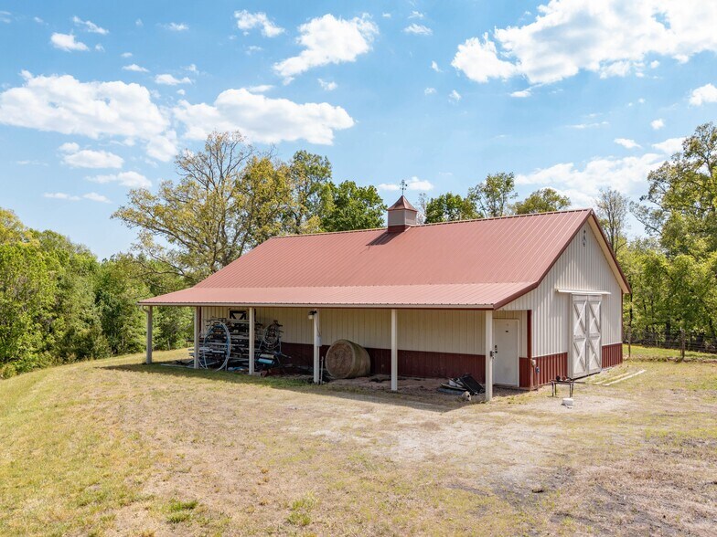 More Photos Of , Mills River Unknown For Sale