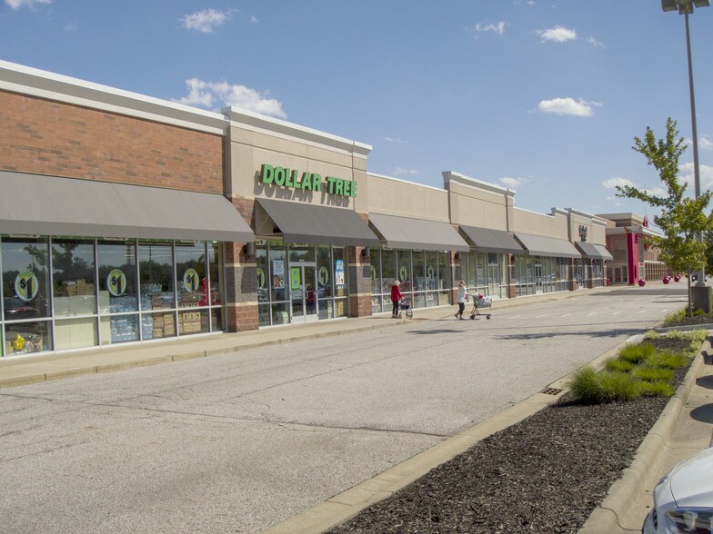 More Photos Of 18800 N Market Pl Dr, Aurora Unknown For Lease