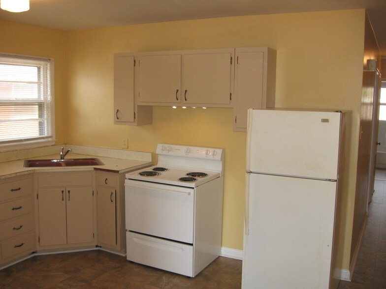 More Photos Of 405-407 Morrison Ave, Lexington Apartments For Sale