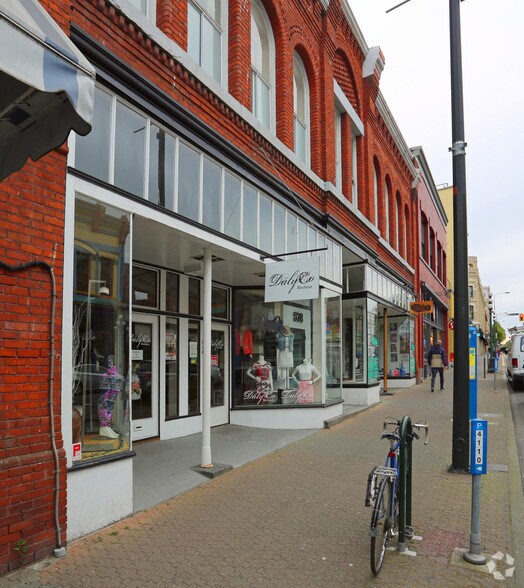 More Photos Of 574-580 Johnson St, Victoria Storefront Retail Residential For Lease