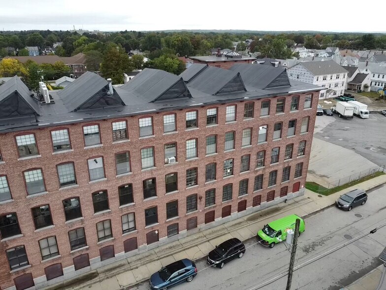 More Photos Of 51-55 Lake St, Nashua Light Manufacturing For Lease