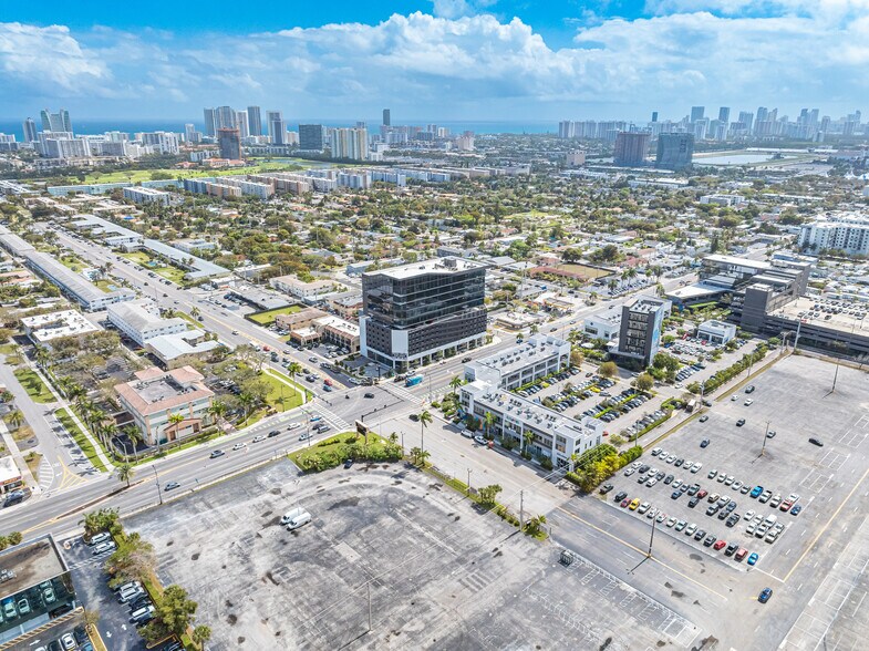 More Photos Of 800 N Federal Hwy, Hallandale Beach Office For Sale