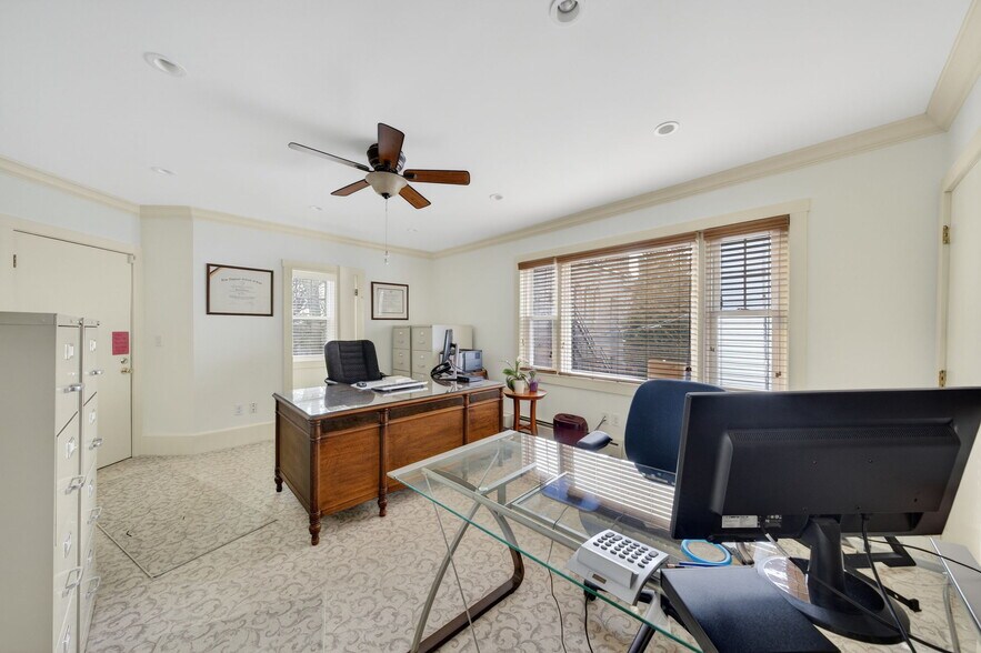 More Photos Of 446 County St, New Bedford Office For Sale