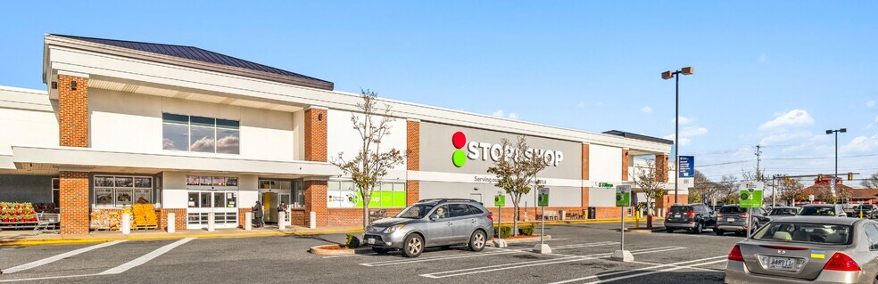 More Photos Of 1925 Pawtucket Ave, East Providence General Retail For Lease