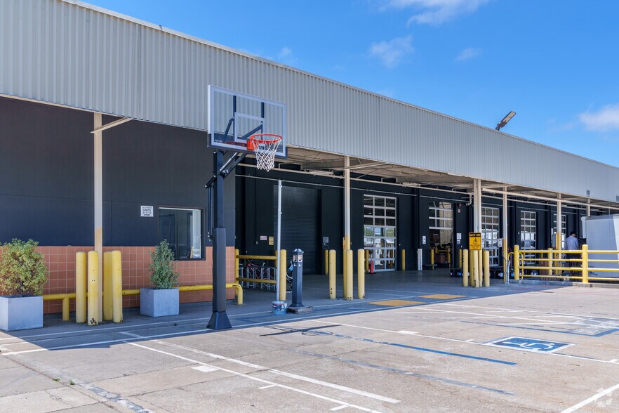 More Photos Of 2010 Williams St, San Leandro Unknown For Lease