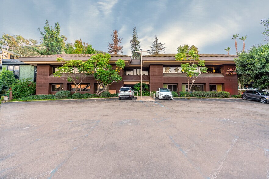 More Photos Of 2831 Camino Del Rio S, San Diego Unknown For Lease