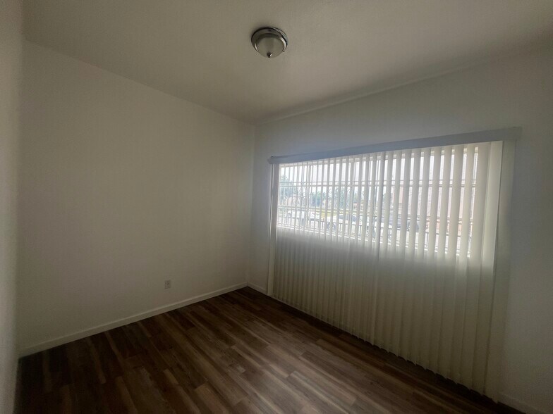 More Photos Of 805 N D St, San Bernardino Office For Sale
