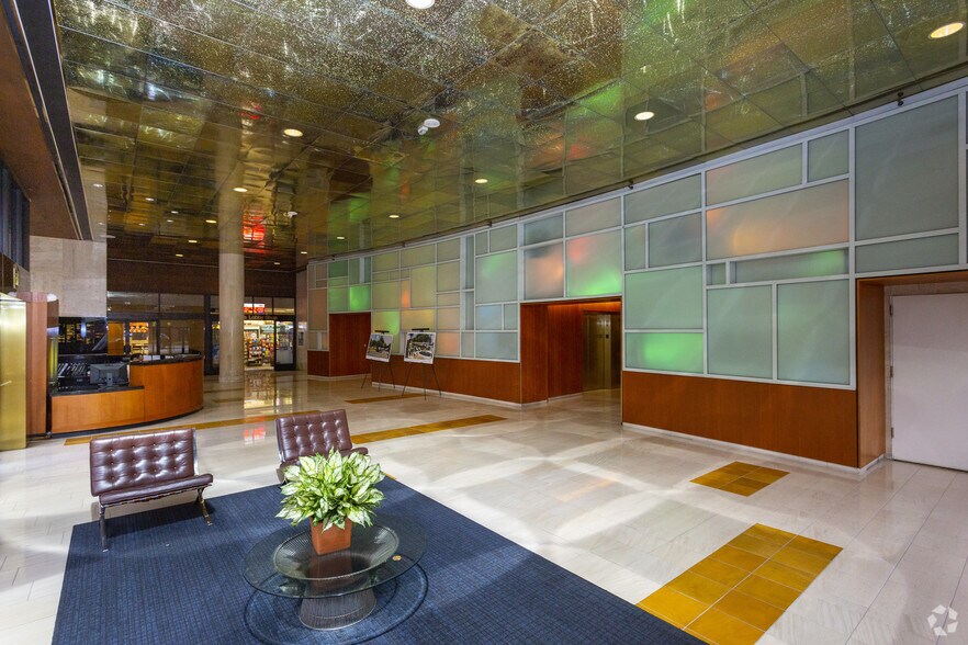 More Photos Of 5757 Wilshire Blvd, Los Angeles Office For Lease