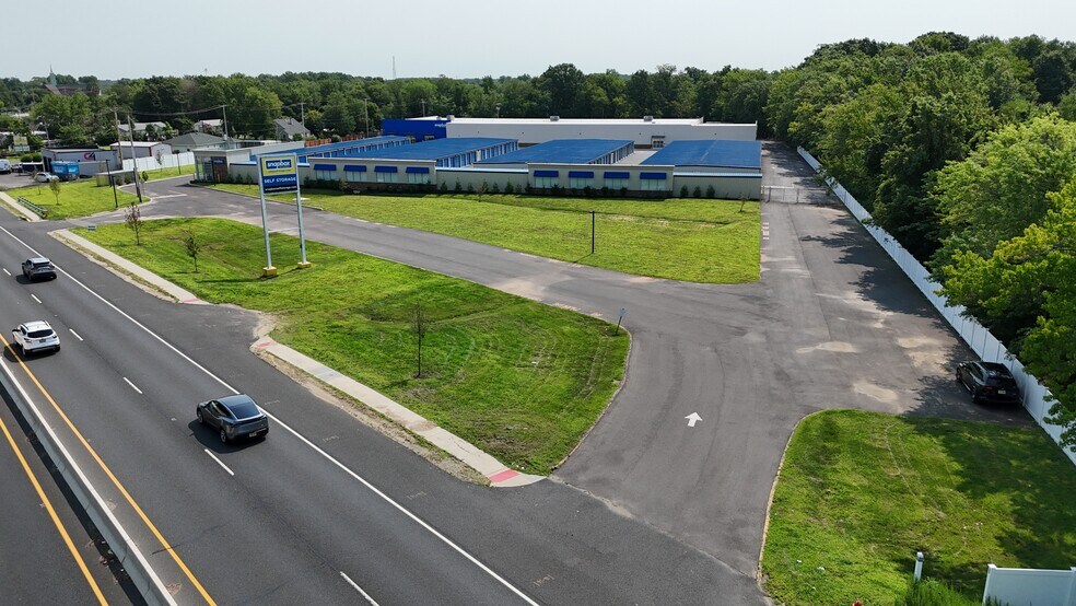 More Photos Of 1030 Route 36, Hazlet Freestanding For Lease