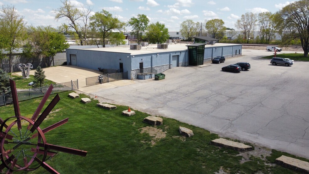 More Photos Of 14144-14148 Santa Fe Trail Dr, Lenexa Warehouse For Sale