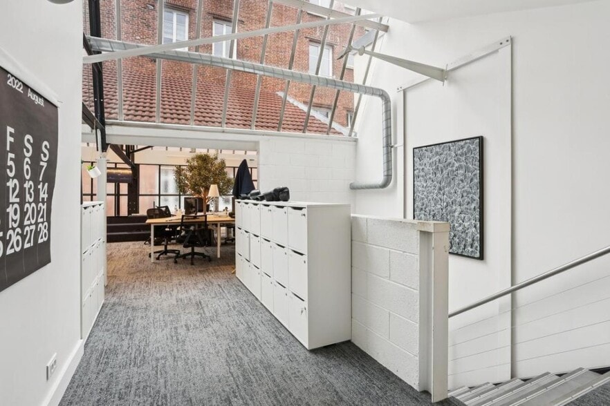 More Photos Of 3 Rue Fernand Pelloutier, Boulogne-Billancourt Office For Sale