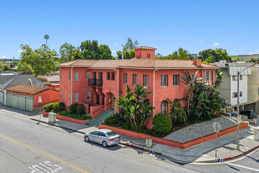 More Photos Of 6022 W 8th St, Los Angeles Apartments For Sale