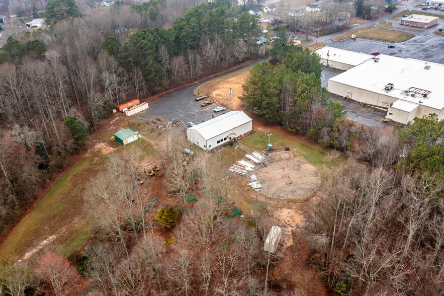 More Photos Of 199 S Cherry St, Cherryville Auto Dealership For Sale