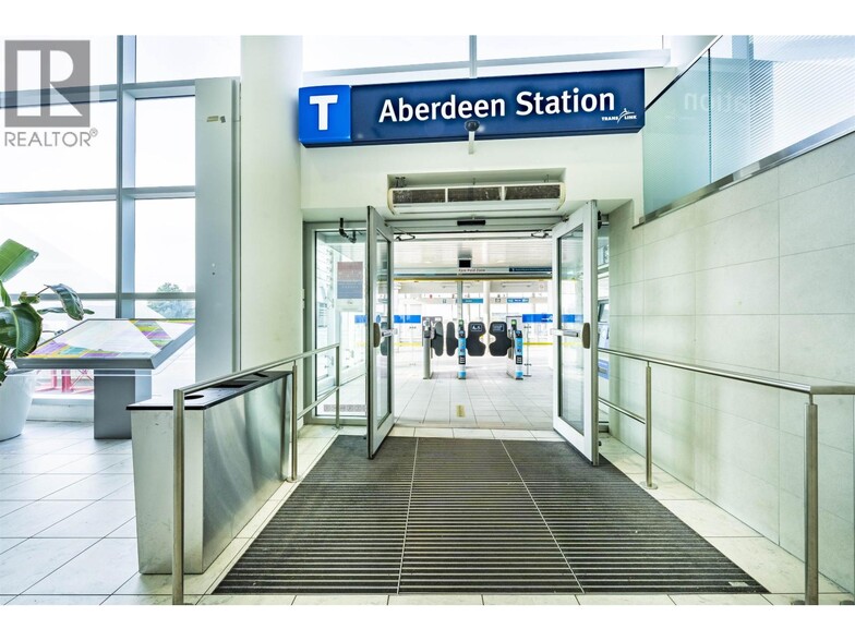 More Photos Of 4000 No. 3 Rd, Richmond Storefront Retail Office For Sale