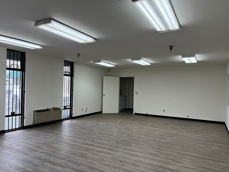 More Photos Of 3768 Rockwell Ave, El Monte Manufacturing For Lease