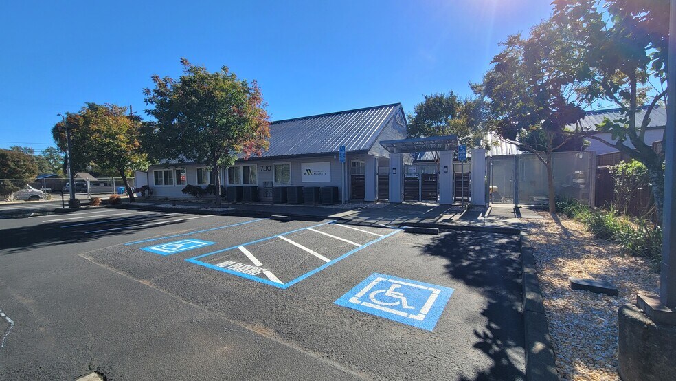More Photos Of 730 Bennett Valley Rd, Santa Rosa Medical For Lease