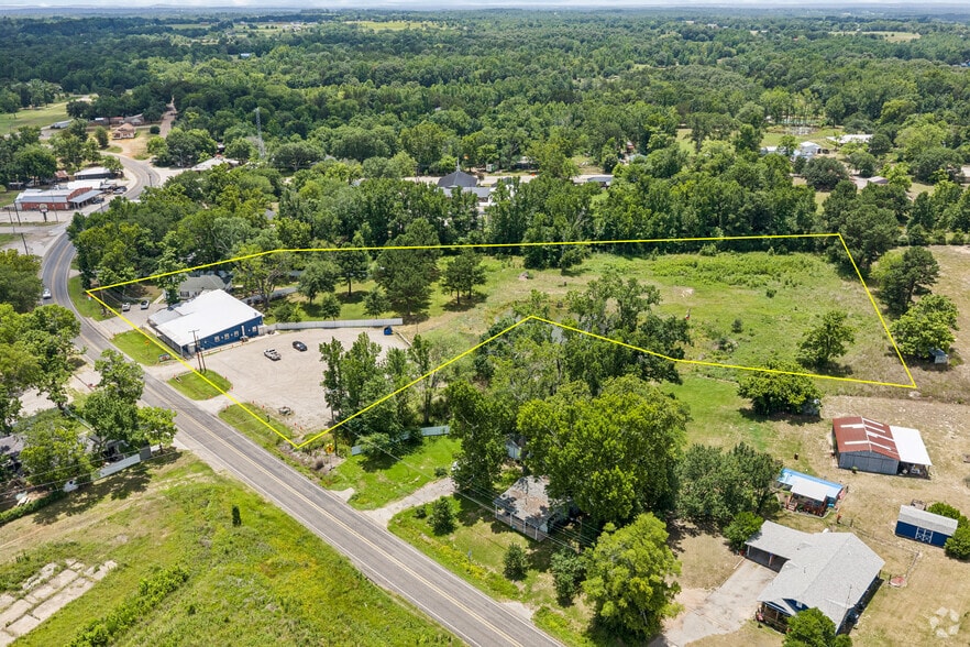 More Photos Of 1450 FM 279, Ben Wheeler Restaurant For Sale