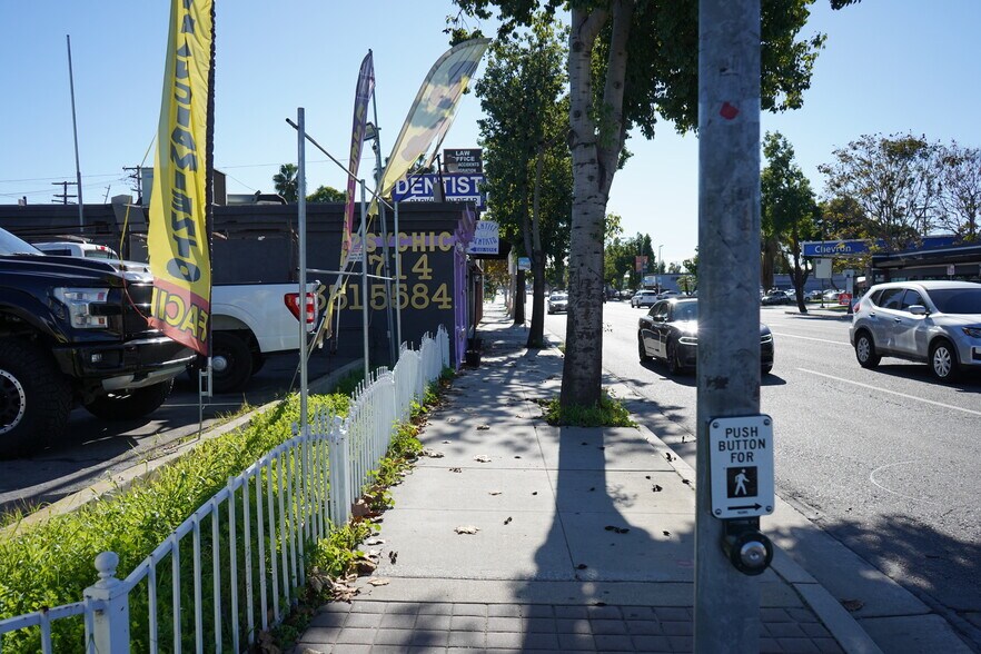 More Photos Of 502 S Harbor Blvd, Fullerton Auto Dealership For Lease
