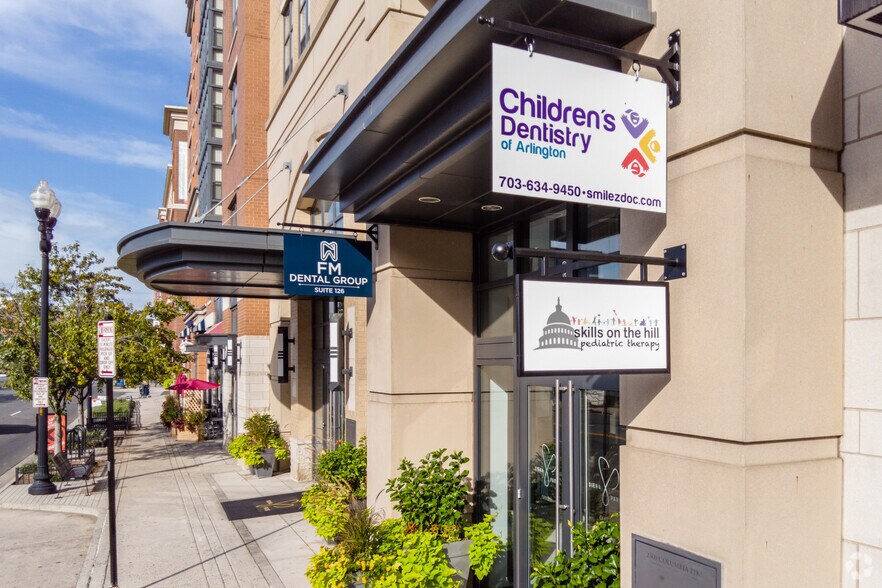 More Photos Of 2301 Columbia Pike, Arlington Apartments For Lease