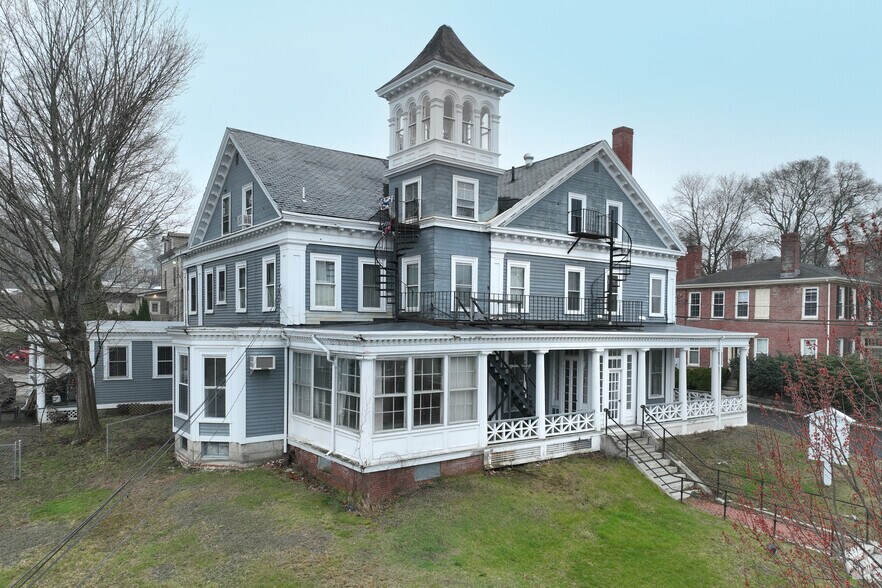 More Photos Of 86 Summer St, Haverhill Apartments For Lease