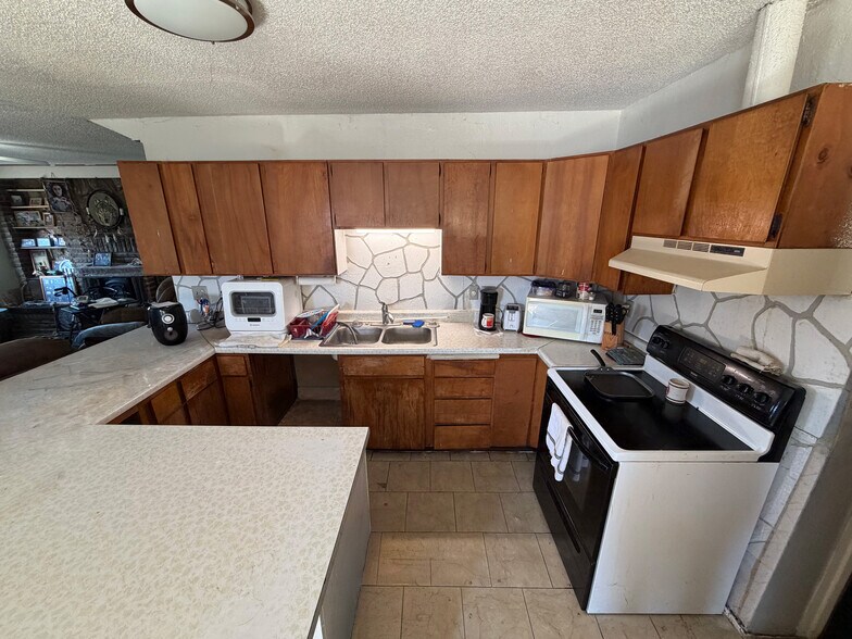 More Photos Of 1431 6th St, Umatilla Apartments For Sale