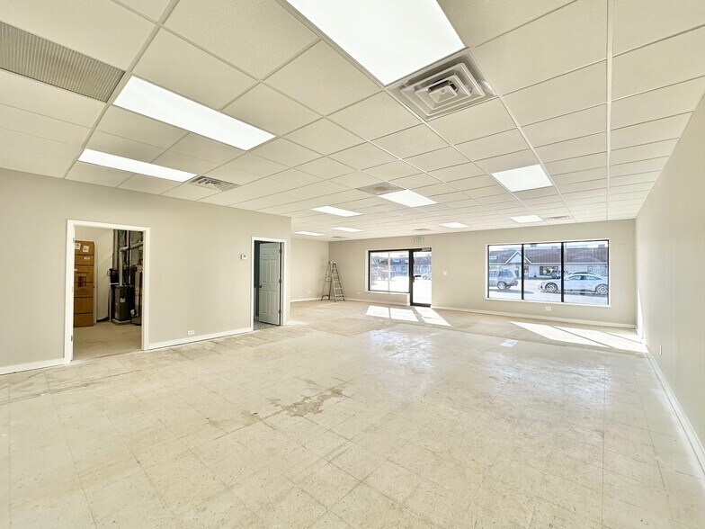 More Photos Of 9515-9521 Indianapolis Blvd, Highland Unknown For Lease