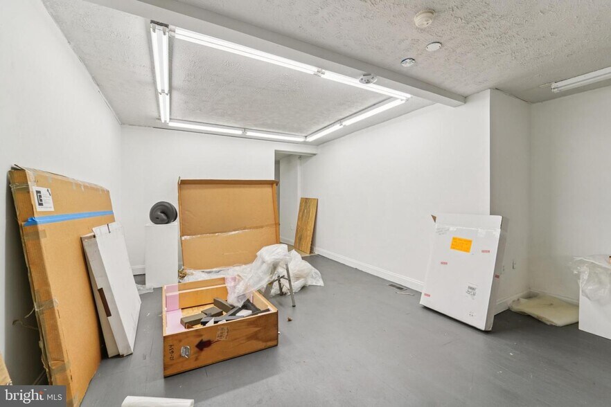 More Photos Of 523 N Charles St, Baltimore Office For Lease