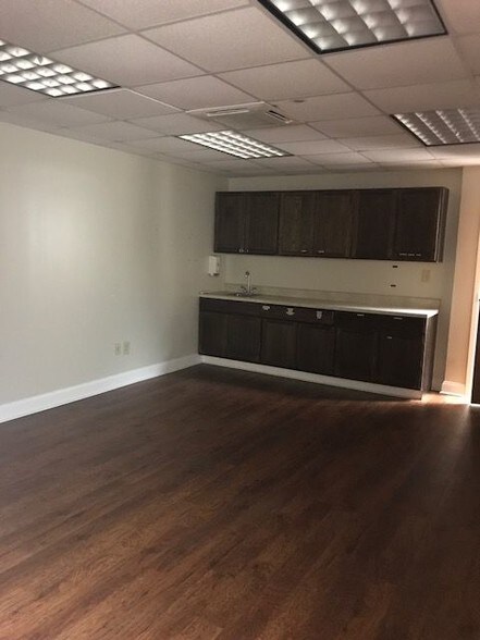 More Photos Of 9263 Medical Plaza Dr, Charleston Medical For Lease