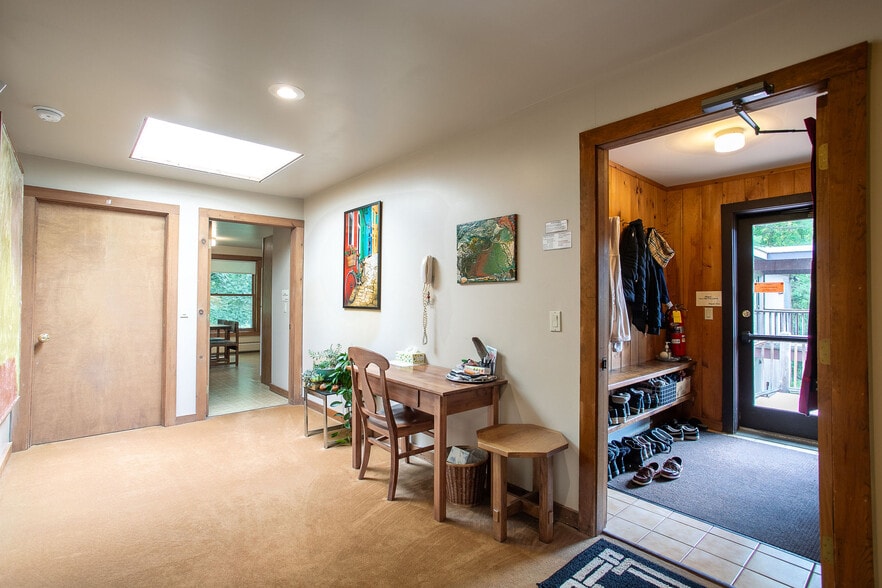 More Photos Of 2049 S Undermountain Rd, Sheffield Schools For Sale