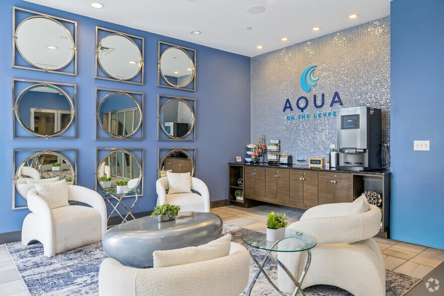 More Photos Of 100 Aqua Way, Newport Apartments For Lease