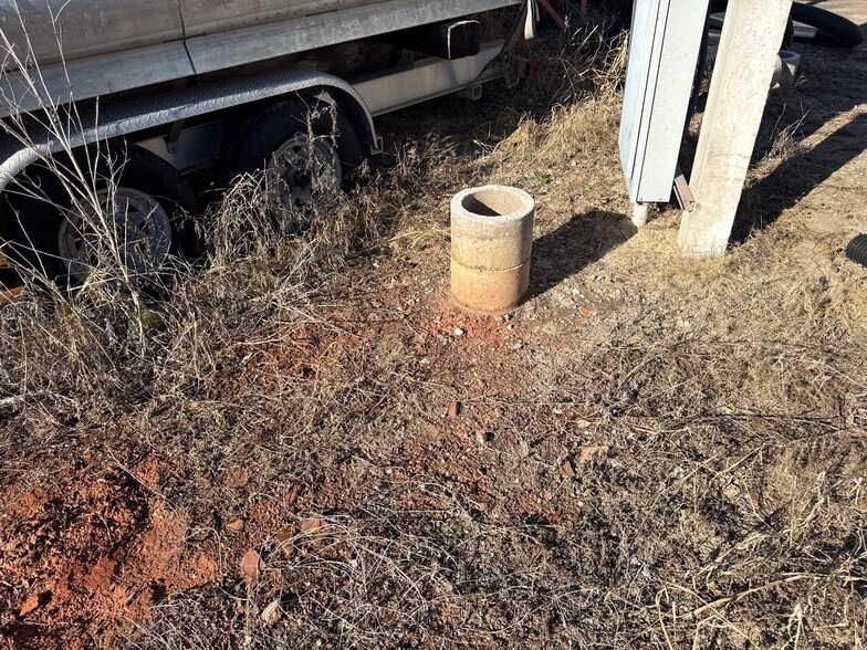 More Photos Of 460 N Franklin St, Sebring Warehouse For Sale