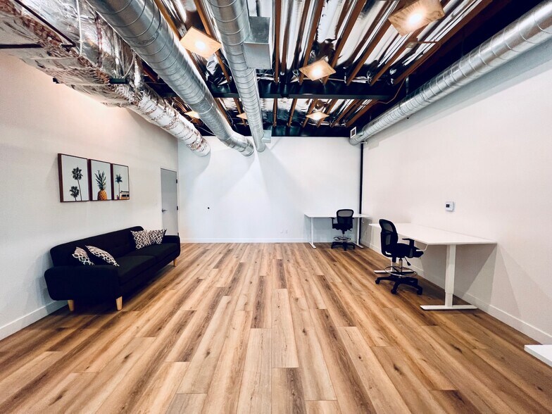 More Photos Of 10549 - 10559 Jefferson Blvd, Culver City Loft Creative Space For Lease