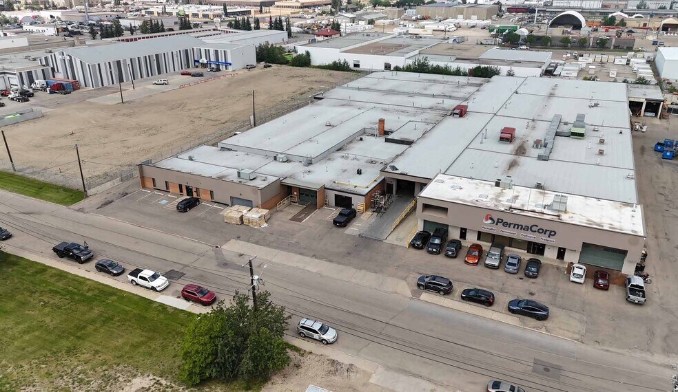 More Photos Of 14646 112 Av NW, Edmonton Service For Sale