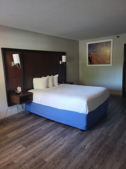 More Photos Of 8292 Murray Ave, Gilroy Hotel For Sale