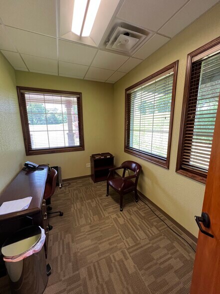 More Photos Of 4229 Frederick Ave, Saint Joseph Restaurant For Sale