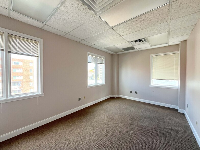 More Photos Of 2320 Highland Ave S, Birmingham Loft Creative Space For Lease