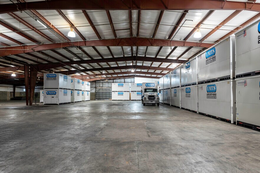 More Photos Of 100 Airpark Industrial Rd, Alabaster Warehouse For Sale