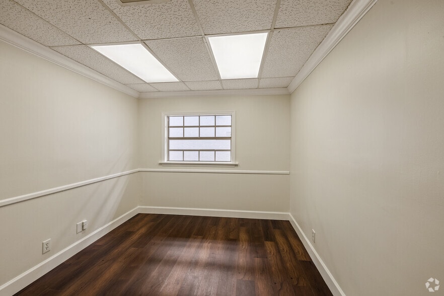 More Photos Of 2501 W Hillsboro Blvd, Deerfield Beach Office For Sale
