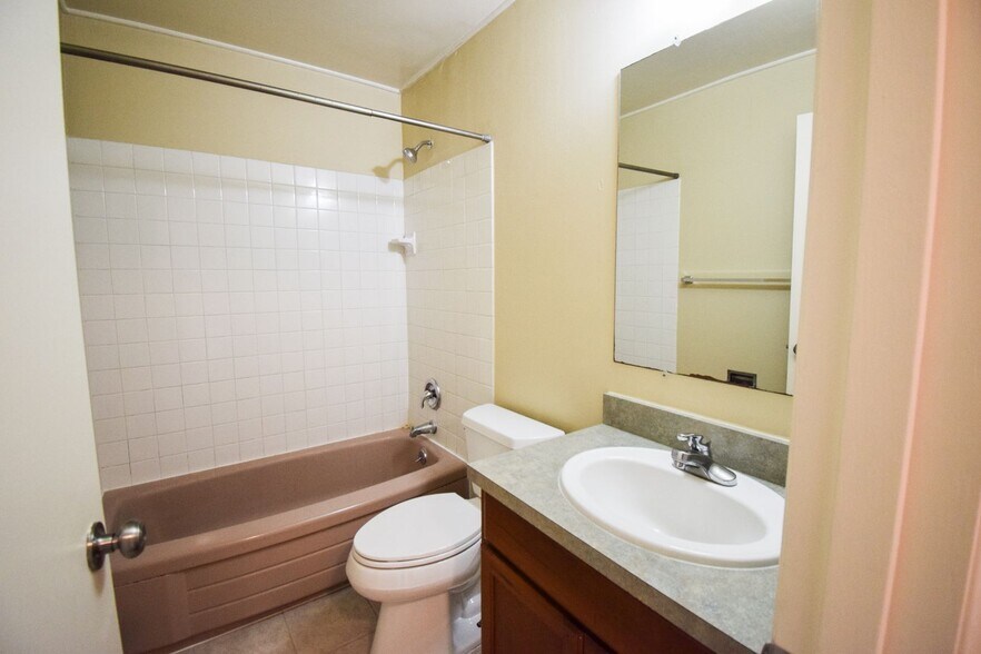 More Photos Of 12870 SW Allen Blvd, Beaverton Apartments For Sale