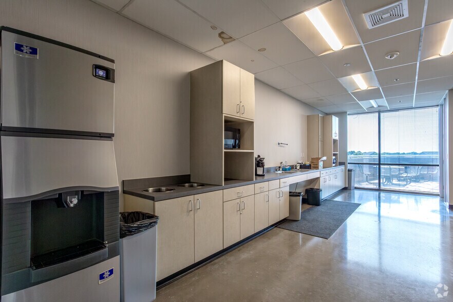 Photo of 4th Floor Ste 4000