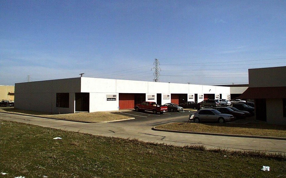 More Photos Of 1500 Northpark Dr, Fort Worth Service For Lease