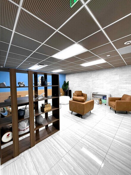 More Photos Of 1901 W Cypress Creek Rd, Fort Lauderdale Office For Lease