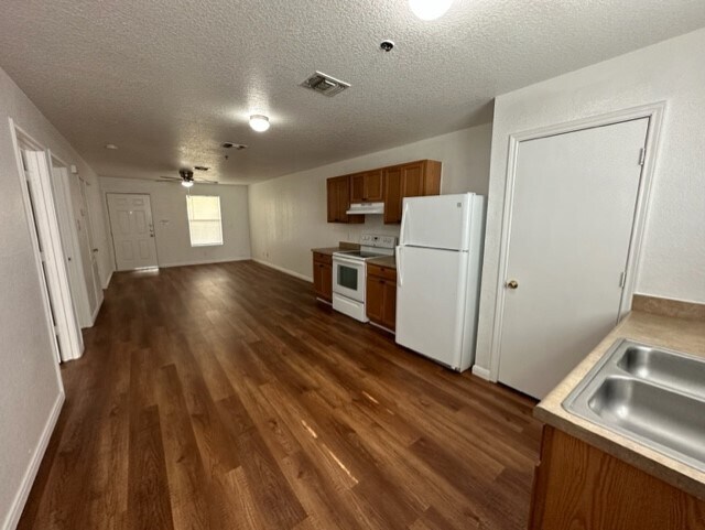 More Photos Of 926 Drury Ln, San Antonio Apartments For Sale