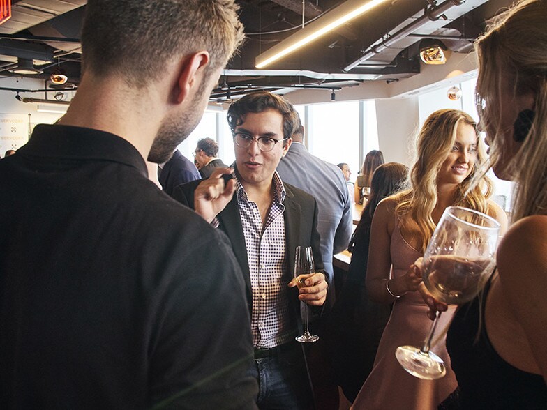 More Photos Of 300 N LaSalle St, Chicago Office For Lease