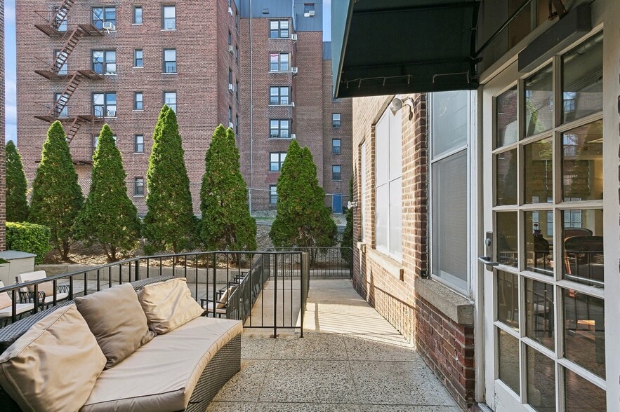 More Photos Of 3 Lehman Ter, Yonkers Congregate Senior Housing For Sale