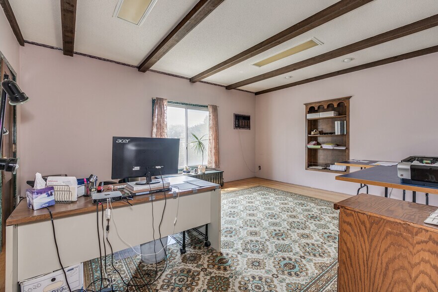 More Photos Of 3040 Lyndale Ave S, Minneapolis Coworking Space