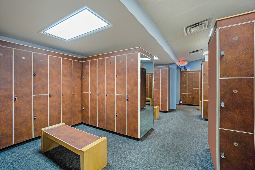 More Photos Of 1230 Big Thompson Ave, Estes Park Medical For Sale