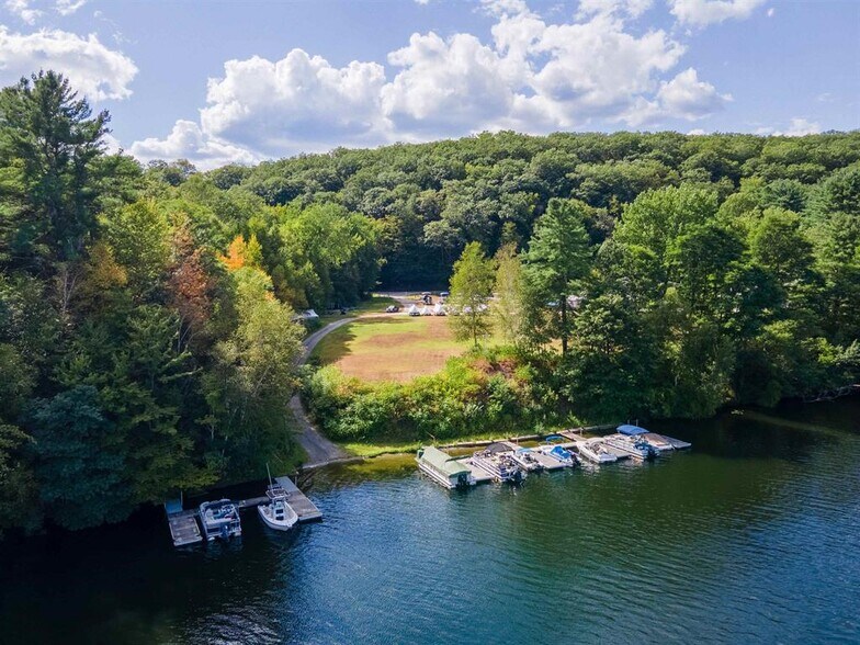 More Photos Of 225 Missing Link Rd, Bellows Falls Specialty For Sale